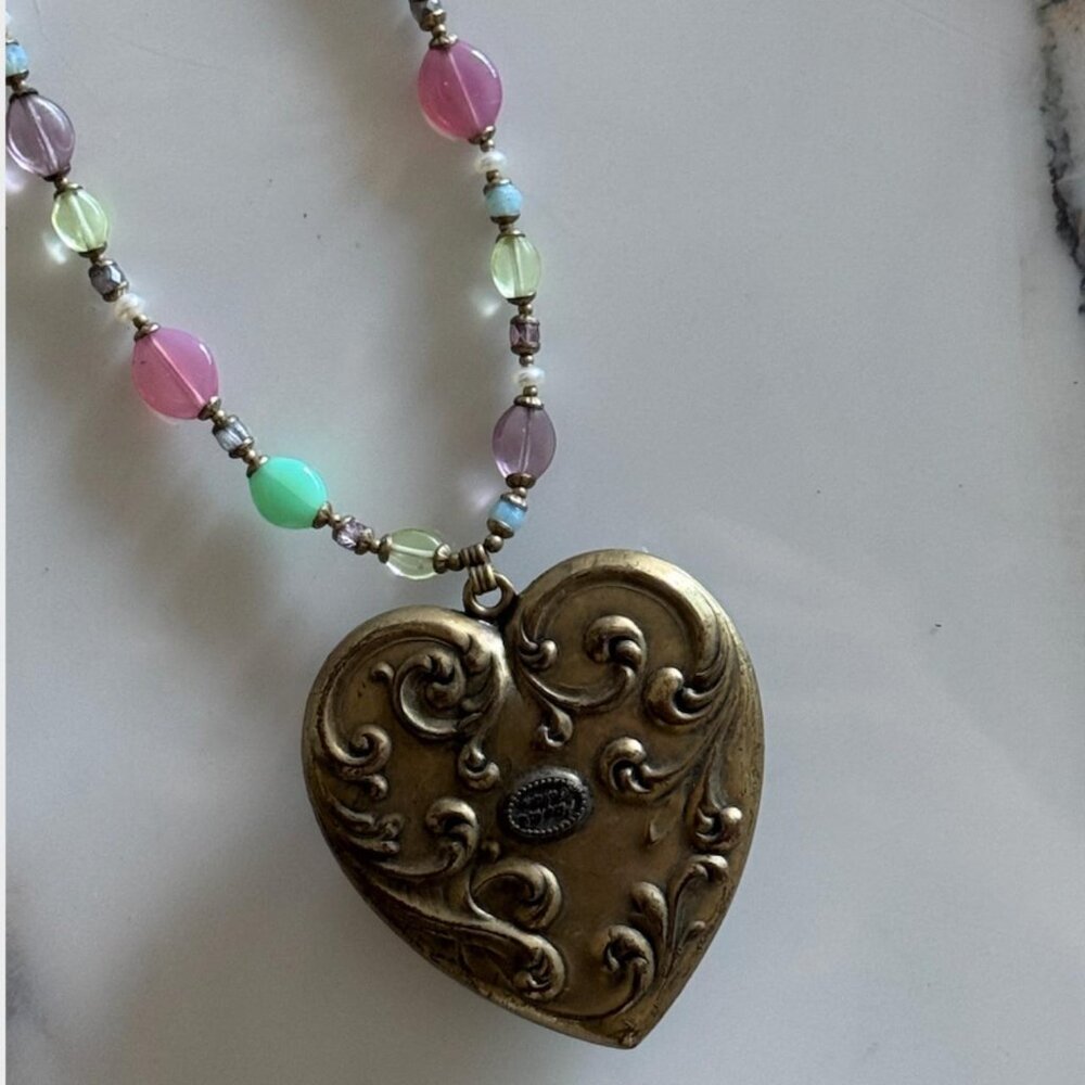 Michal Golan Amethyst Heart Necklace with Multicolored Beads. - Picture 6 of 9